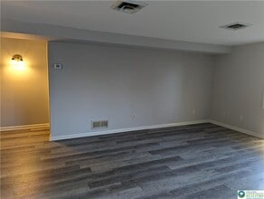 118 E Hillcrest Ln in Slatington, PA - Building Photo - Building Photo