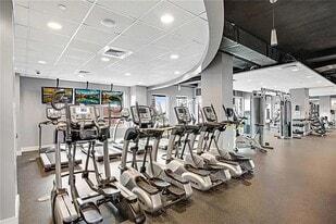 943 Peachtree St NE, Unit 1604 in Atlanta, GA - Building Photo