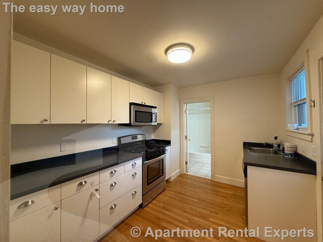 51 Winthrop St