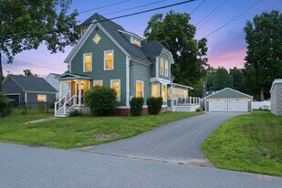 3 Princeton St, Unit B in Concord, NH - Building Photo