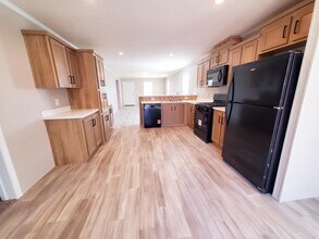 9270 Windjammer Dr in Fair Haven, MI - Building Photo - Building Photo