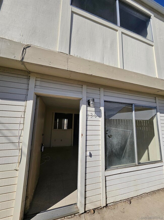 property at 736 Florence St