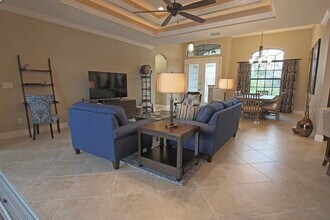 1125 Rotonda Cir in Rotonda West, FL - Building Photo - Building Photo