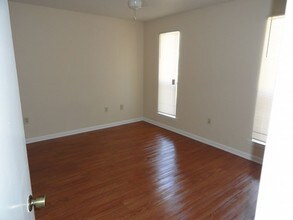 7020 Johnny Mercer Blvd in Savannah, GA - Building Photo - Building Photo