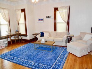 227 Walnut St, Unit 1 in Newton, MA - Building Photo - Building Photo