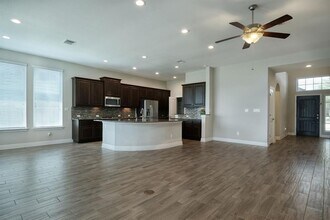 108 Coral Bean Way in Georgetown, TX - Building Photo - Building Photo