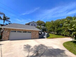 9 Point View Pl in Cocoa, FL - Building Photo - Building Photo