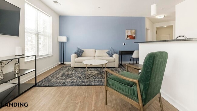 909 Mansion Dr, Unit 760-202 in Frederick, MD - Building Photo - Building Photo