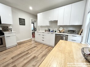 37 Sudan St, Unit 1 in Boston, MA - Building Photo - Building Photo