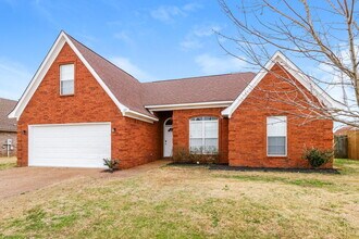 25 Caitlyn Geneva Cove in Oakland, TN - Building Photo - Building Photo