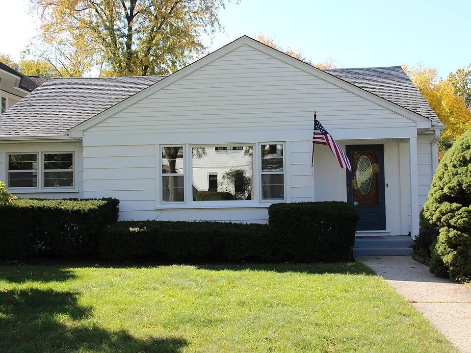 4216 Forest Ave in Western Springs, IL - Building Photo