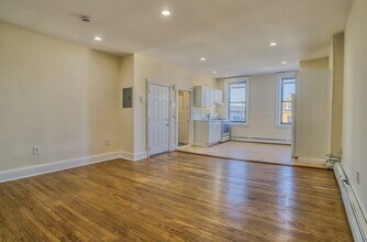 377 Palisade Ave in Jersey City, NJ - Building Photo - Building Photo
