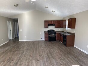 372 Overlook Dr in Seymour, TN - Building Photo - Building Photo