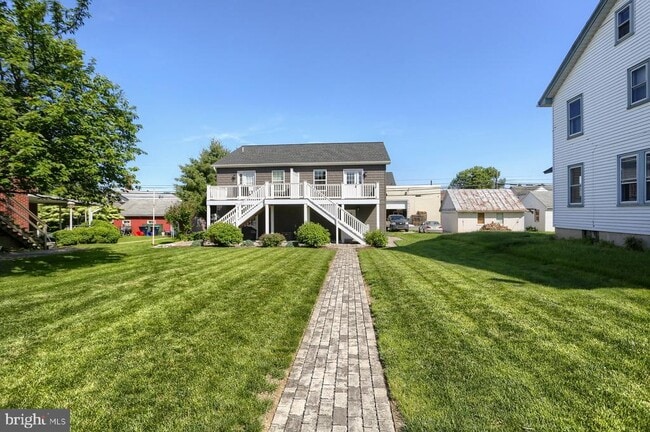 227 W Cherry St in Palmyra, PA - Building Photo - Building Photo