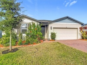 928 Cambridge Dr in Winter Haven, FL - Building Photo - Building Photo
