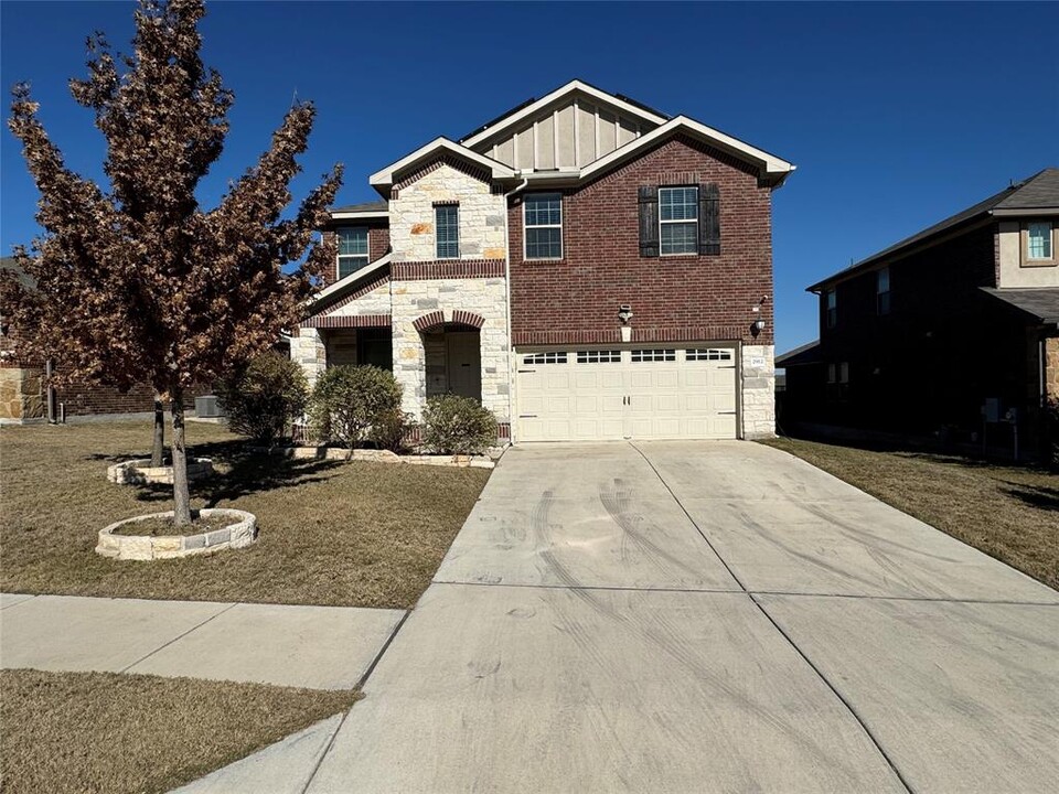 2912 Barbed Wire St in Round Rock, TX - Building Photo