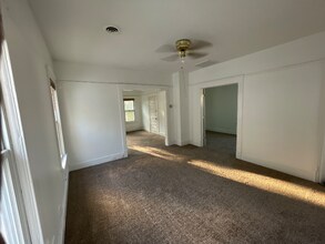 3605 W 47th St in Cleveland, OH - Building Photo - Building Photo