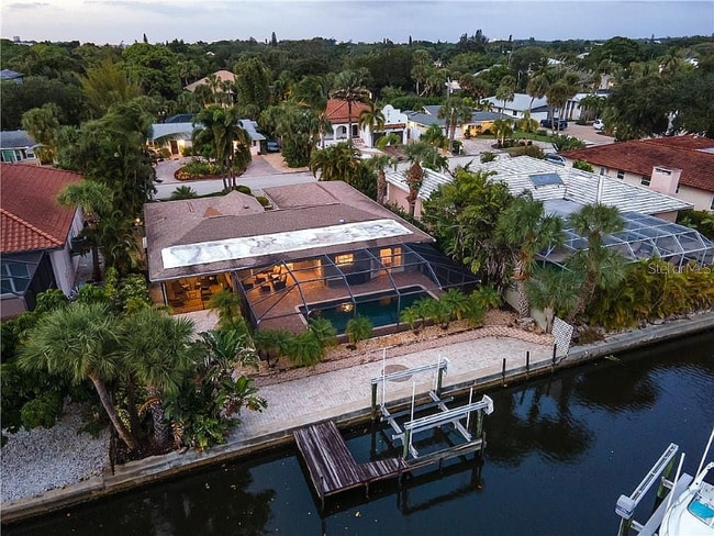 314 Avenida De Paradisio in Siesta Key, FL - Building Photo - Building Photo