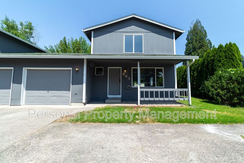 863 14th St in Washougal, WA - Building Photo