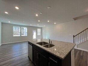 258 Ivy Vine Wy in Raleigh, NC - Building Photo - Building Photo