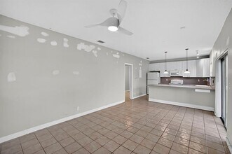 625 NE 10th Ave in Fort Lauderdale, FL - Building Photo - Building Photo