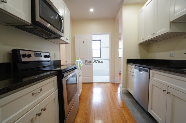 property at 1218 Commonwealth Ave