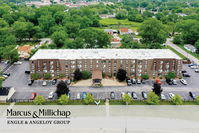 Cunnginham Apartments in Calumet City, IL - Building Photo - Building Photo