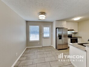 16179 Summer Breeze Ct in Conroe, TX - Foto de edificio - Building Photo