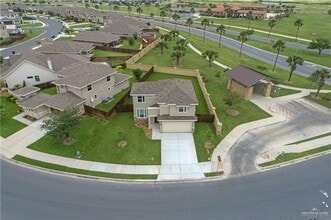 26 Escondido Pass in McAllen, TX - Building Photo - Building Photo