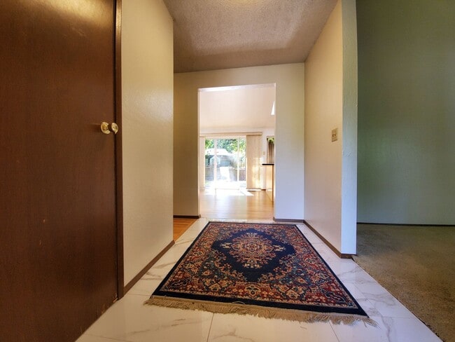 2811 182nd Ave NE in Redmond, WA - Building Photo - Building Photo