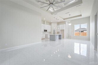 19 E Boxwood Ave in San Juan, TX - Building Photo - Building Photo