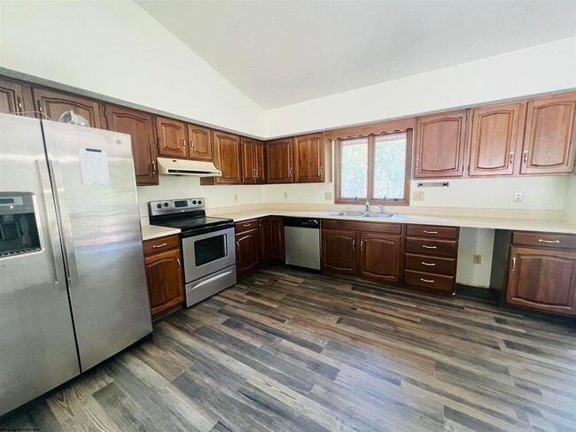 109 Greenwood Dr in Morgantown, WV - Building Photo - Building Photo