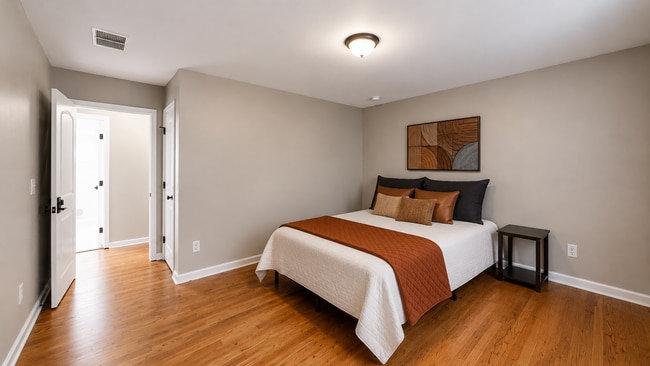 property at 1437 Lorenzo Dr SW