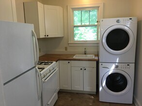 2210 Euclid Ave, Unit 2210 1/2 in Austin, TX - Building Photo - Building Photo