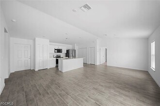 2815 24th St W in Lehigh Acres, FL - Building Photo - Building Photo