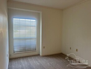 4185 Soundpointe Dr in Gulf Breeze, FL - Building Photo - Building Photo