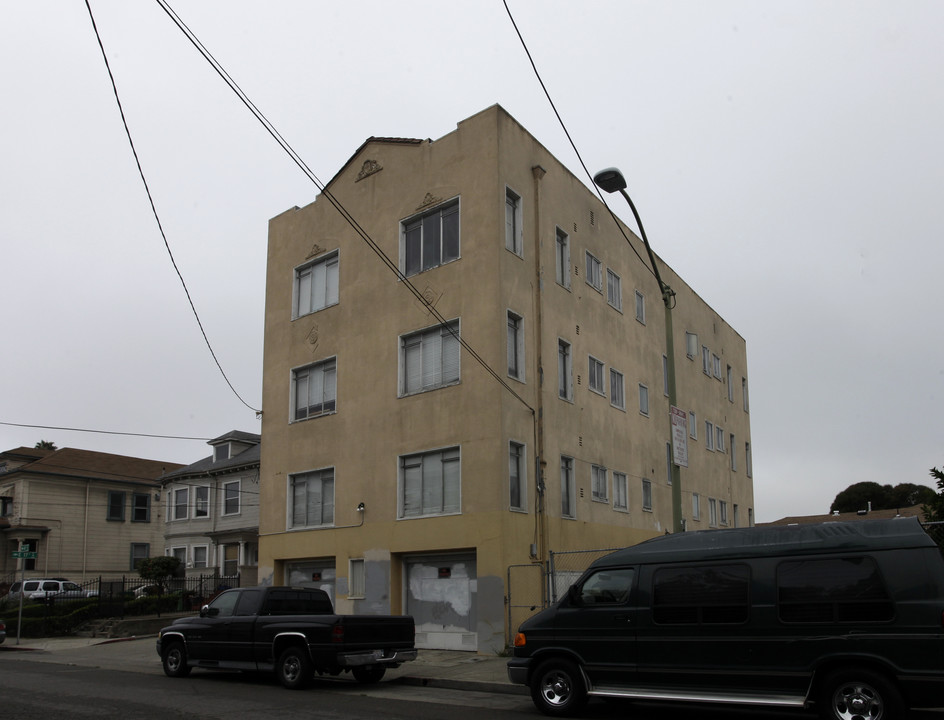 1639 4th Ave in Oakland, CA - Foto de edificio