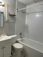 1509 W Main St in Peoria, IL - Building Photo - Building Photo