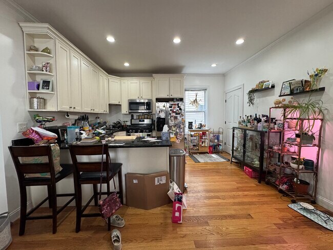 20 Armstrong St, Unit 1 in Boston, MA - Building Photo - Building Photo