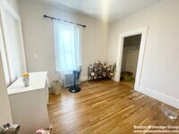158 Boston St photo'