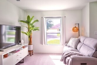 1229 SW San Antonio Ave in Port St. Lucie, FL - Building Photo - Building Photo