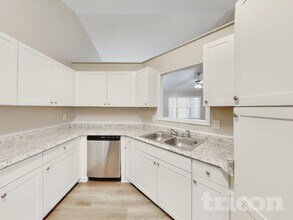 235 Princeton Way in Covington, GA - Building Photo - Building Photo