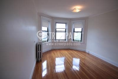 property at 17-19-19 Washington St S