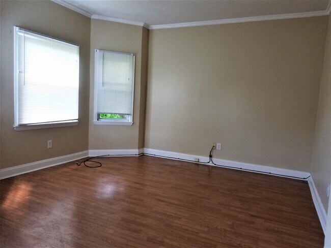 235 Starr St, Unit 1 in New Haven, CT - Building Photo - Building Photo