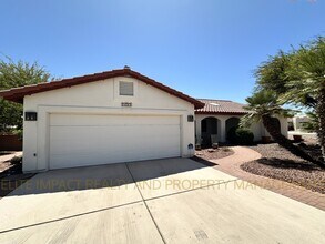 491 S Corte Del Cantante in Green Valley, AZ - Building Photo - Building Photo