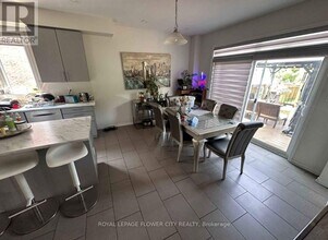 14 Iguana Trail in Brampton, ON - Building Photo - Building Photo