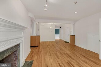 2801 Connecticut Ave NW-Unit -5 in Washington, DC - Foto de edificio - Building Photo
