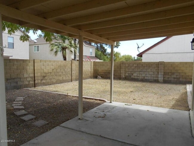 property at 5056 W Boston Way S