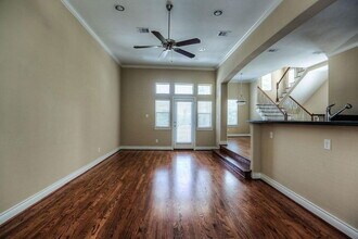 940 W 26th St in Houston, TX - Foto de edificio - Building Photo