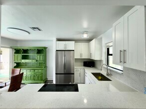 210 Ocean Pkwy in Boynton Beach, FL - Building Photo - Building Photo